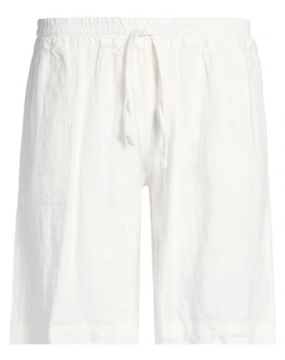 Fedeli Man Shorts & Bermuda Shorts White Size 3xl Linen