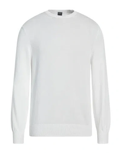 Fedeli Sweaters In White