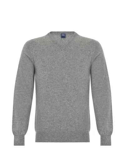 Fedeli V-neck Cashmere Sweater In Gray