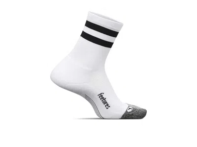 Feetures Elite Light Cushion Mini Crew Crew Cut Socks Shoes White High Top Stripe: Lg (us Men's Shoe 9-12 - W