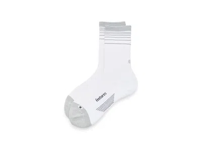 Feetures Elite Light Cushion Reflective Mini Crew Thigh High Socks Shoes White Flash: Md (us Men's Shoe 6-8.5