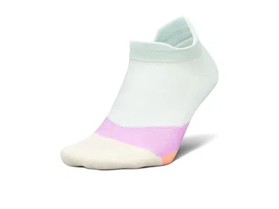 Feetures Elite Light Cushion Tab Quarter Length Socks Shoes Crisp Mint: Md (us Men's Shoe 6-8.5 - Women's Sho In Multi