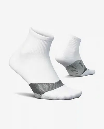 Feetures Elite Light Cushion Unisex White Stretch Quarter Running Sock Buu079