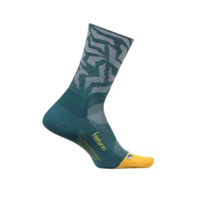 Feetures Elite Ultra Light Mini Crew Socks Green Yellow In Blue