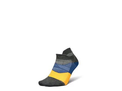 Feetures Elite Ultra Light No Show Tab No Show Socks Shoes Iron Seal: Md (us Men's Shoe 6-8.5 - Women's Shoe  In Multi