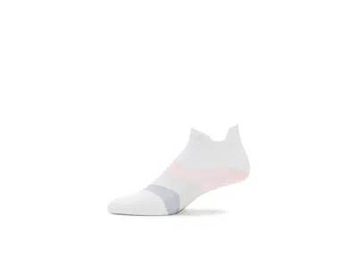 Feetures Elite Ultra Light Tab Quarter Length Socks Shoes White Rose: Sm (us Women's Shoe 4-6.5)