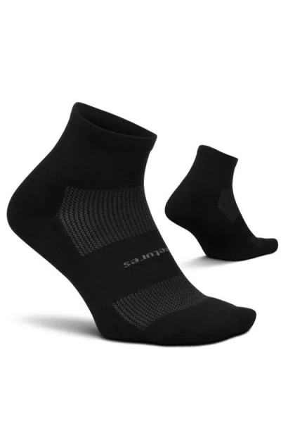 Feetures High Performance Max Cushion Quarter Sock  Moisturewicking Athletic Socks In Black