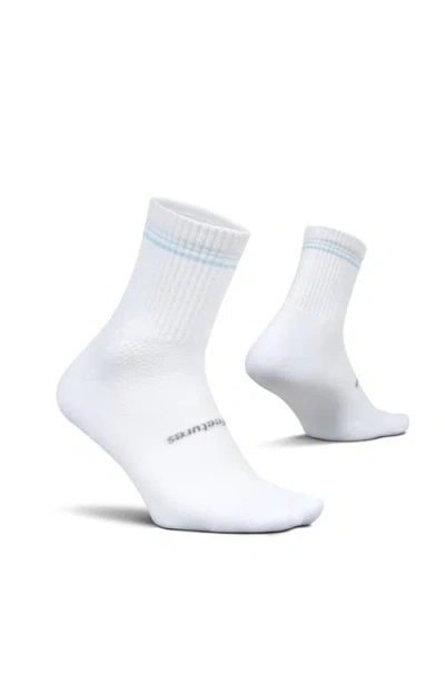 Feetures High Performance Max Cushion Quarter Tall Sock Moisturewicking Athletic Socks In White