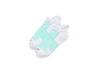 Feetures High Performance Max Cushion Tab Quarter Length Socks Shoes White Jade: Sm (us Women's Shoe 4-6.5) In Blue