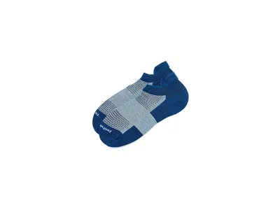 Feetures High Performance Ultra Light Tab Quarter Length Socks Shoes Rich Navy: Sm (us Women's Shoe 4-6.5), N In Blue