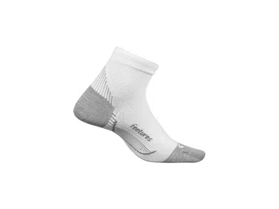 Feetures Plantar Fasciitis Relief Light Cushion Quarter Quarter Length Socks Shoes White: Lg (us Men's Shoe 9