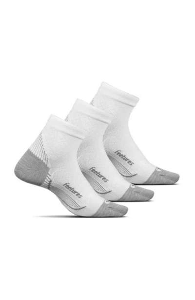 Feetures Plantar Fasciitis Relief Light Cushion Quarter Sock  Arch Support In White