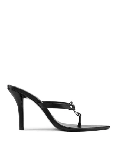 Femme Akio Sandal In Black