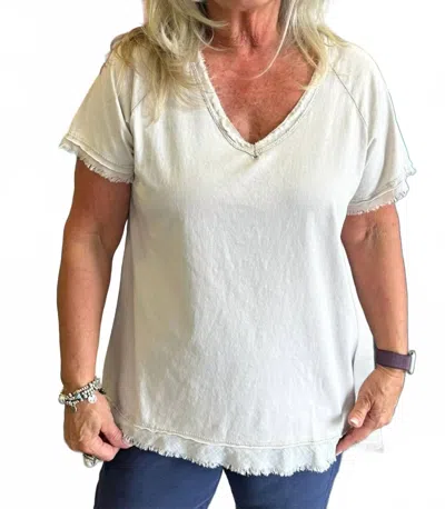 Femme Fatale Frayed Edge Short Sleeve Top In Ecro In White