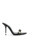 Femme La Carter Mule Â€“ É»‘è‰². Å°ºç � 5 (also Â€“ 10, 11, 6, 7, 8, 9). In Animal Print