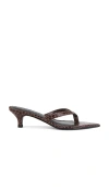 Femme La Ginza Thong Slipper In Brown