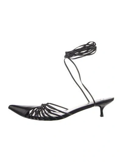 Pre-owned Femme La Leather Flats In Black