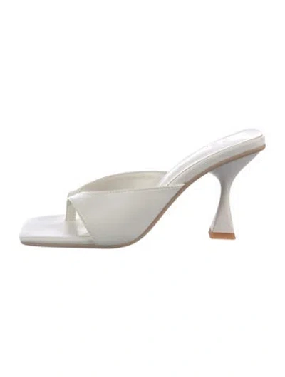 Pre-owned Femme La Leather Slides In White