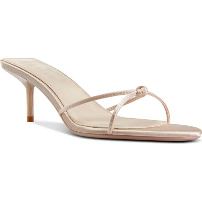 Femme La Maeve Slide Sandal In Brown