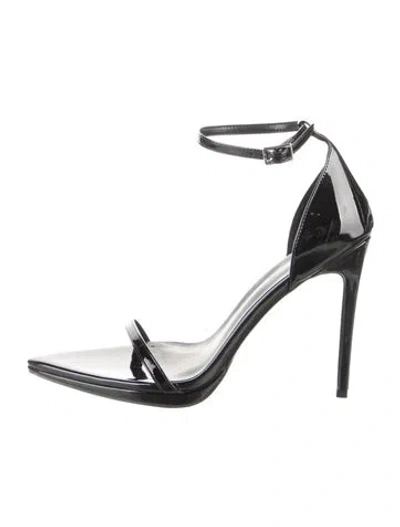 Pre-owned Femme La Patent Leather Sandals