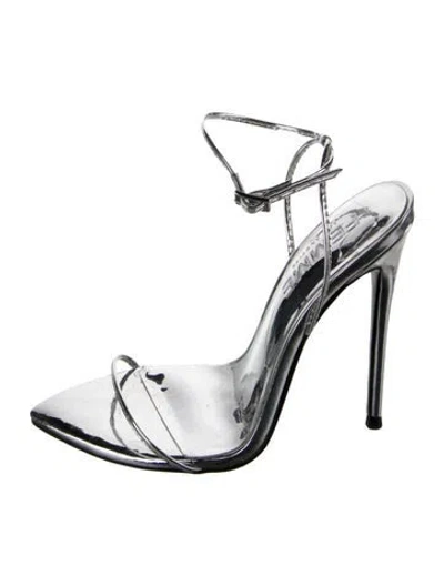 Pre-owned Femme La Patent Leather Sandals