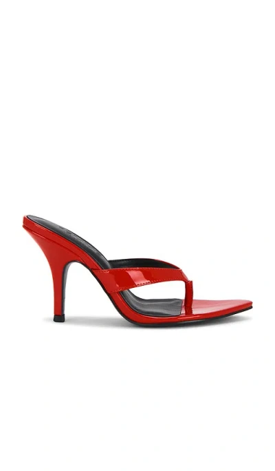 Femme La Tokyo Thong Sandal In Red