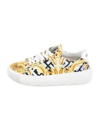 Pre-owned Fendace Canvas Printed Sneakers In Yellow
