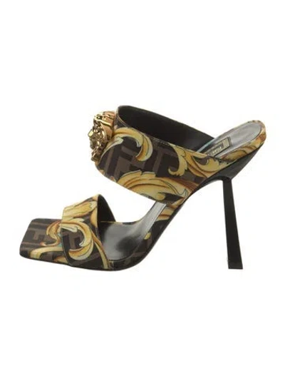 Pre-owned Fendace Zucca Ff Logo Jacquard Slides In Brown