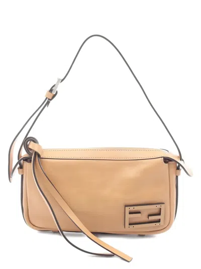 Pre-owned Fendi 10s Simply Leather Shoulder Bag In Neutral