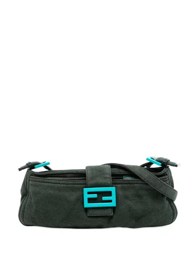 Pre-owned Fendi 2000-2010 Wool Mamma Baguette Shoulder Bag In Green
