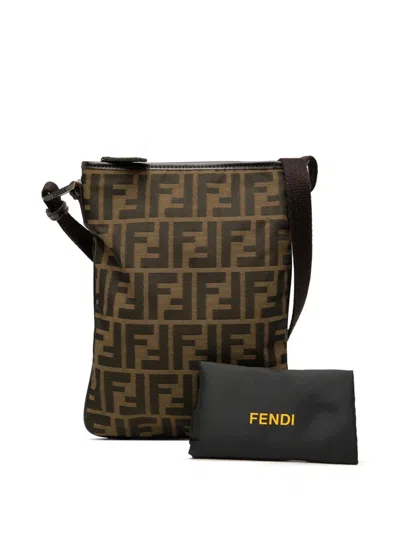 Pre-owned Fendi 2000-2010 Zucca Canvas Crossbody Bag In Brown