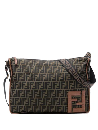 Pre-owned Fendi 2000-2010 Zucca Canvas Crossbody Bag In Brown
