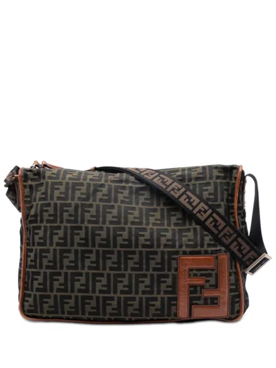 Pre-owned Fendi 2000-2010 Zucca Canvas Crossbody Bag In Brown