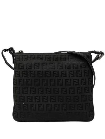 Pre-owned Fendi 2000-2010 Zucchino Canvas Crossbody Bag In Black