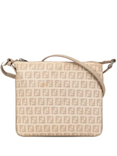 Pre-owned Fendi 2000-2010 Zucchino Canvas Crossbody Bag In Brown