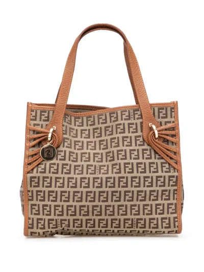 Pre-owned Fendi 2000-2010 Zucchino Canvas Handbag In Brown