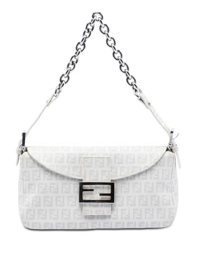 Pre-owned Fendi 2000-2010 Zucchino Spalmati Double Flap Chain Shoulder Bag In White
