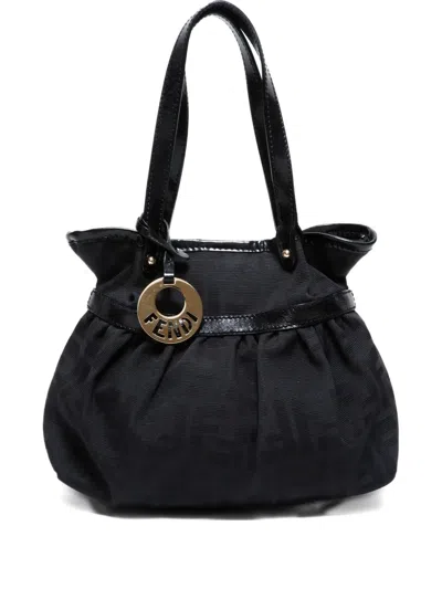 Pre-owned Fendi 2000-2015 Zucca Shoulder Bag In Black