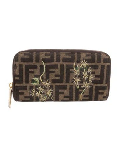 Pre-owned Fendi 2000 Zucca Ff Logo Continental Wallet In Brown