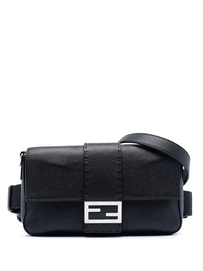 Pre-owned Fendi 2000-2010 Leather Selleria Convertible Baguette Satchel In Black