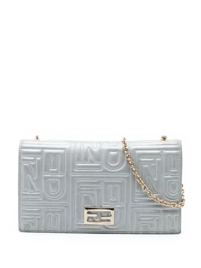 Pre-owned Fendi 2000-2010 Metallic Embossed Nappa Logo Chain Clutch Crossbody Bag In Silver