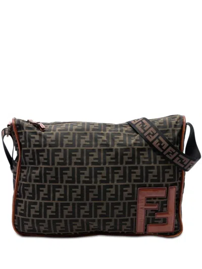 Pre-owned Fendi 2000-2010 Zucca Canvas Crossbody Bag In Brown