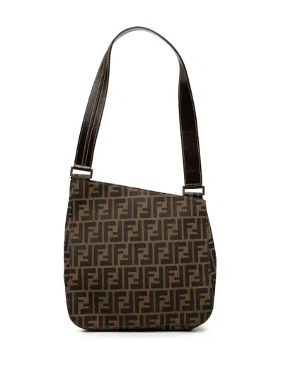 Pre-owned Fendi 2000-2010 Zucca Canvas Shoulder Bag In Brown