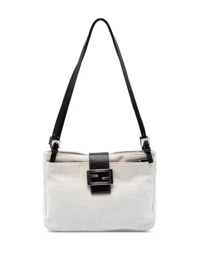 Pre-owned Fendi 2000-2010 Zucca Canvas Shoulder Bag In White