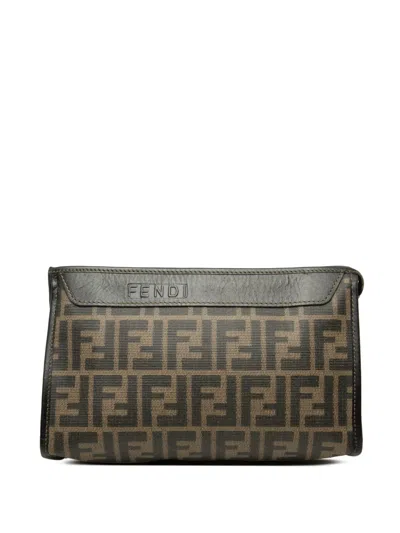 Pre-owned Fendi 2000-2010 Zucca Coated Canvas Clutch Bag In Brown