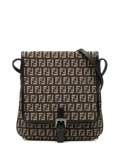 Pre-owned Fendi 2000-2010 Zucchino Canvas Crossbody Bag In Brown