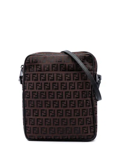Pre-owned Fendi 2000-2010 Zucchino Canvas Crossbody Bag In Brown