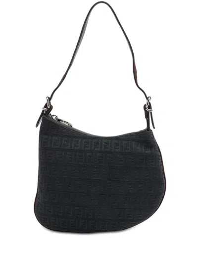Pre-owned Fendi 2000-2010 Zucchino Canvas Oyster Shoulder Bag In Black