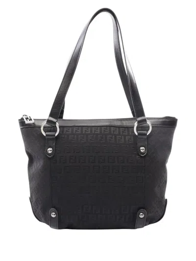 Pre-owned Fendi 2000-2010 Zucchino Canvas Shoulder Bag In Black