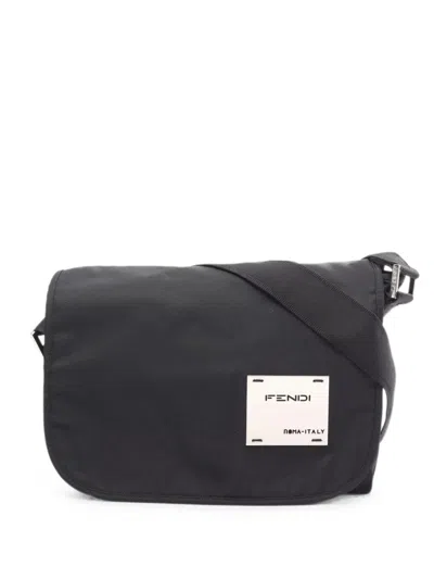 Fendi 2000s Logo-plate Shoulder Bag In Black